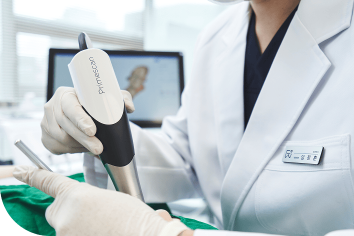 3D-CT, 구강 스캐너 등 다양한 디지털 장비를 이용하여 진료